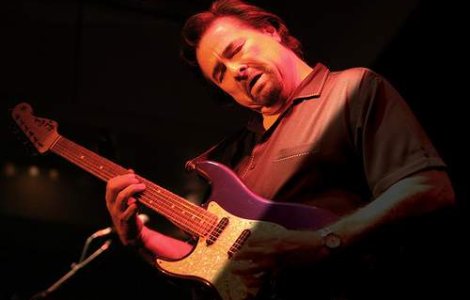 Blue Moods de toamna: Coco Montoya concerteaza in Bucuresti