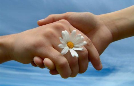 Schimbare de atitudine: Ucraina isi arata intentiile prietenoase fata de Romania