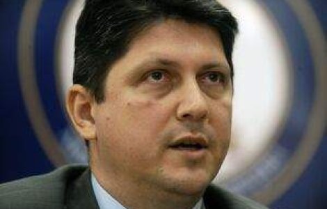 Corlatean: Romanii au contribuit la cresterea economica a Marii Britanii