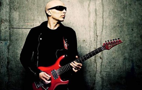 Chitaristul Joe Satriani, in premiera, in Romania