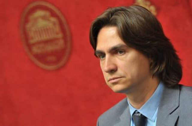 Rusia: Directorul artistic al Teatrului Balsoi, atacat cu acid