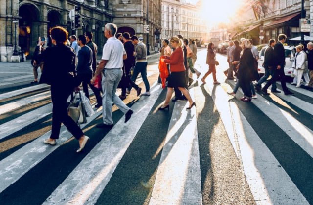 STUDIU De ce nu putem face față distanțării sociale cănd știm cât de mare este pericolul? Explicațiile specialiștilor