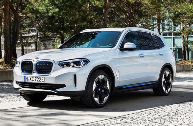 Primele imagini cu SUV-ul electric BMW iX3 au "scăpat" pe internet: modelul va avea o autonomie de peste 440 de kilometri