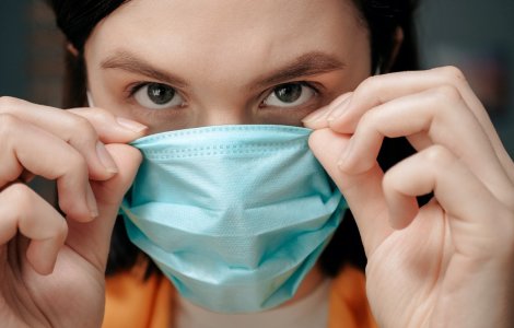 Medicul Tudor Ciuhodaru: Cum folosești și refolosești corect masca de protecție