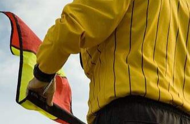 Steaua si Dinamo vor arbitri straini la derby