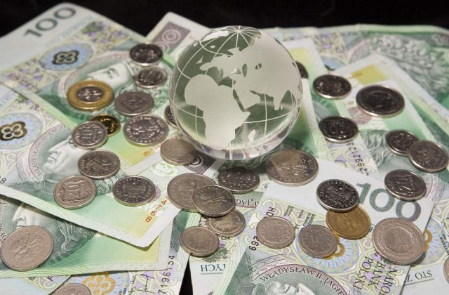 Care va fi scenariul de revenire al economiei mondiale dupa cea mai mare criza de la al 2-lea Razboi Mondial incoace?