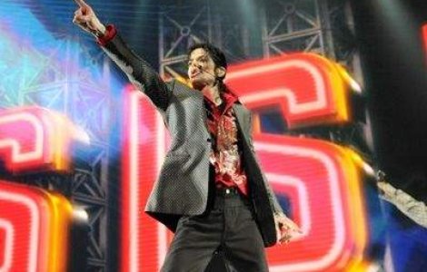 Aleea Michael Jackson, inaugurata in Herastrau de ziua Regelui Pop