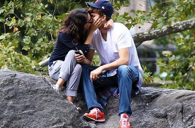 Ashton Kutcher si Mila Kunis se casatoresc