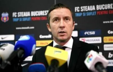 Mihai Stoica, acuzat ca asculta convorbirile telefonice ale jucatorilor Stelei