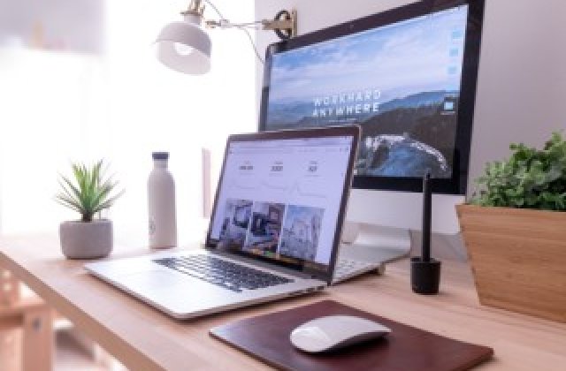 Educația din România, din nou pe ultimul loc. Doar 50% dintre elevi își pot continua studiile acasă