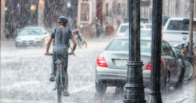 Cod GALBEN de vreme rea: ploi torențiale în 33 de județe ale țării