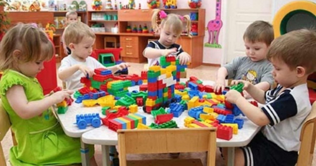 Înscrierea la grădiniță și la clasa pregătitoare se mută ONLINE. Calendarul va fi anunțat azi