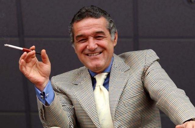 Becali ataca Hollywood-ul