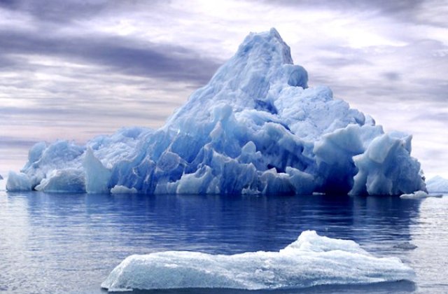 NASA: &Icirc;ncălzirea oceanelor cauzează pierderi masive de gheață &icirc;n Groenlanda și Antarctica