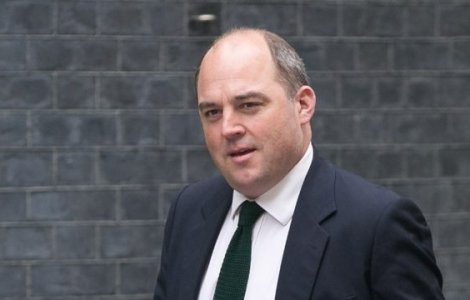 Ministru vindecat de coronavirus: ”Este groaznic ca naiba, dacă vreți să fiu sincer”