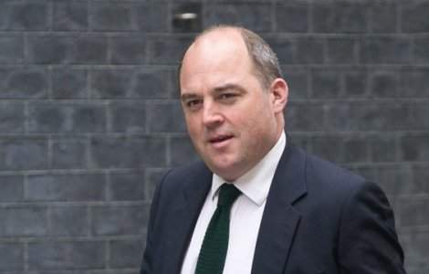 Ministru vindecat de coronavirus: ”Este groaznic ca naiba!”