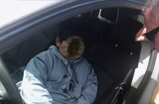 VIDEO Un copil de 5 ani a furat SUV-ul părinților și 3$, apoi a plecat să își cumpere un Lamborghini