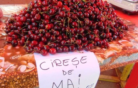 Cât costă, de fapt, cireșele vândute cu 150 de lei pe kilogram