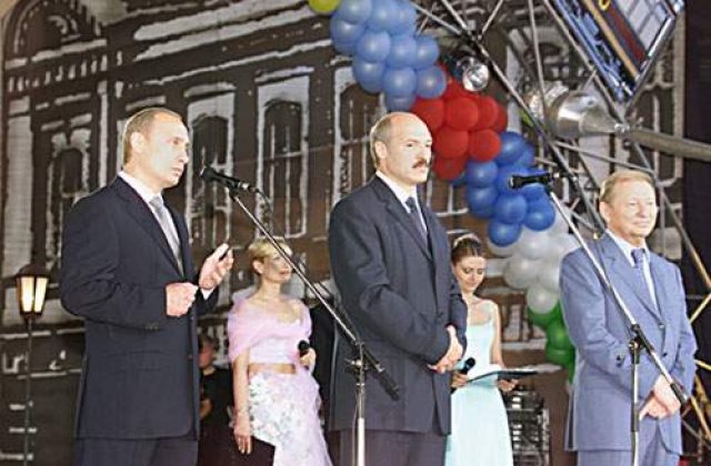 Ultimul dictator al Europei recunoaste ca a falsificat rezultatul realegerii sale