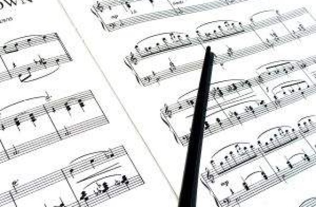 Festivalul "George Enescu" incepe cu casa inchisa