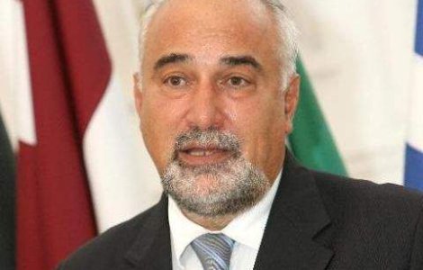 Vosganian face glume despre Basescu impreuna cu tinerii liberali