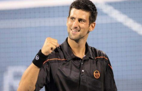  Video  Novak Djokovic s-a deghizat in medic: "Categoric este nebun"