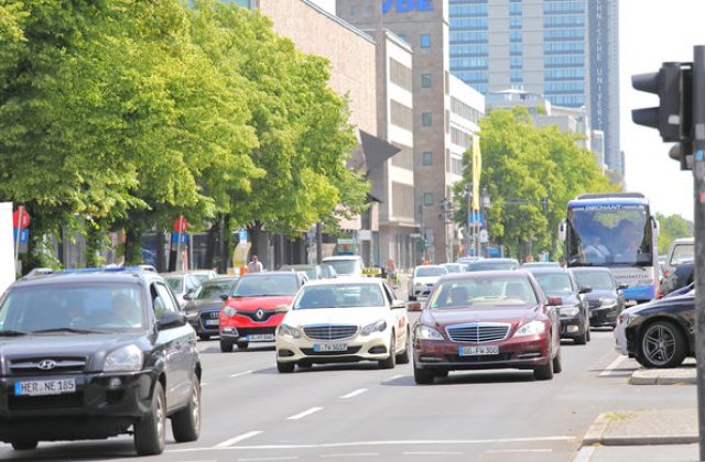 Studiu: sistemele electronice reprezintă 40% din prețul final al unei mașini