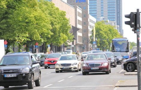 Studiu: sistemele electronice reprezintă 40% din prețul final al unei mașini