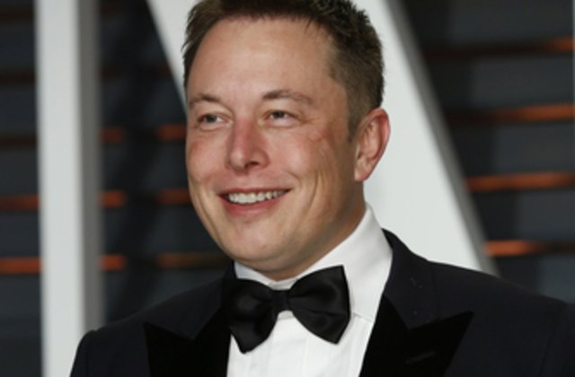 VIDEO Elon Musk: Vorbirea umană va deveni demodată în următorii cinci ani. Vom comunica prin chipuri implantate în creier