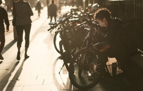 Noul val de infecții COVID-19 din China și Coreea de Sud ne arată cât de riscantă poate fi ridicarea restricțiilor