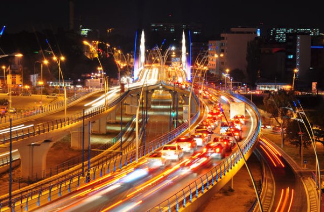 Înmatriculările de mașini noi au scăzut cu 50% în România în luna aprilie: 4.300 de unități, mai multe decât în Italia