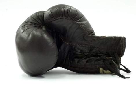 Boxul romanesc, in stare critica