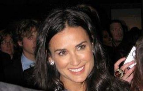 Demi Moore: Nu am nicio operatie estetica!