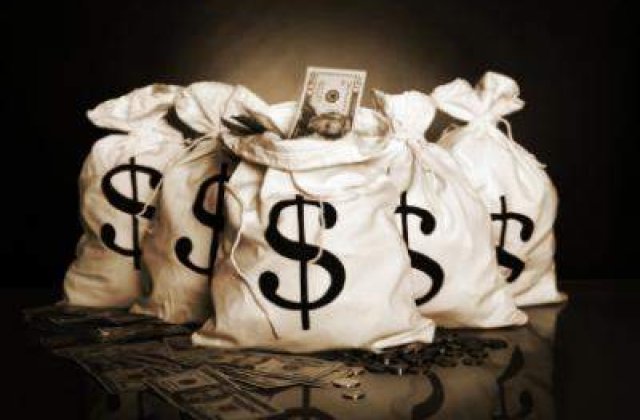 Ponta: Exista trei investitori seriosi, ce pot salva Oltchim