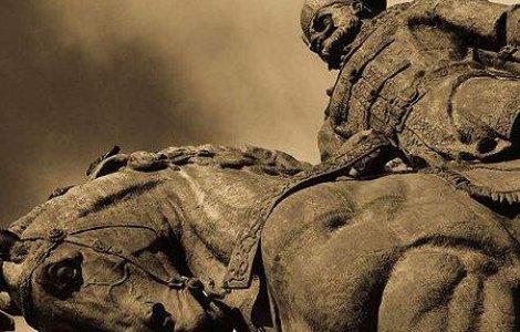 Primarul Craiovei vrea sa-l aduca "acasa" pe Mihai Viteazul