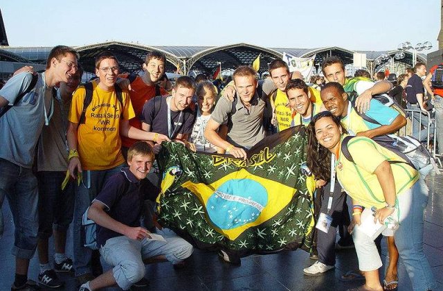 Brazilienii vor fi platiti sa se implice in activitati culturale. Idee buna si pentru Romania?