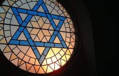 Ziua Internationala de Comemorare a Victimelor Holocaustului. Basescu: Sa ne amintim!