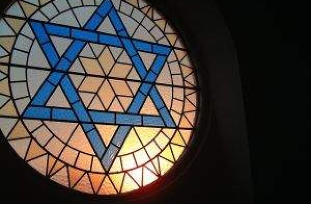 Ziua Internationala de Comemorare a Victimelor Holocaustului. Basescu: Sa ne amintim!