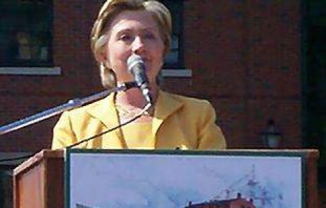 Hillary Clinton ar putea candida la presedintie in 2016