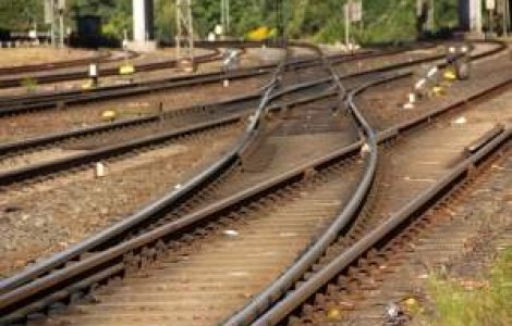 Guvernul promite FMI ca va privatiza CFR Marfa pana la jumatatea lunii mai