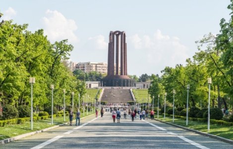 Parcurile și cimitirele din București vor fi DESCHISE începând cu 15 mai