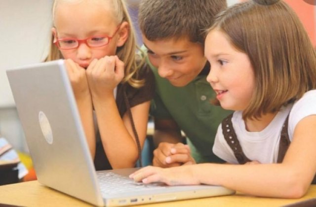 UNICEF, anunț &icirc;ngrijorător: O treime din elevii rom&acirc;ni nu urmează cursurile online