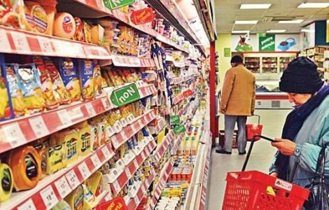 Situație românească: inflația a scăzut, dar prețurile de la raft au crescut