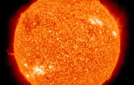 Soarele a intrat în "izolare." Ce ar putea urma: vreme rece , cutremure, foamete