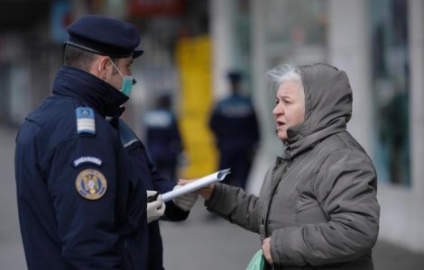 Noul model de declarație pentru starea de alertă a stârnit revoltă în rândul cetățenilor români: „Vă bateți joc de oameni”