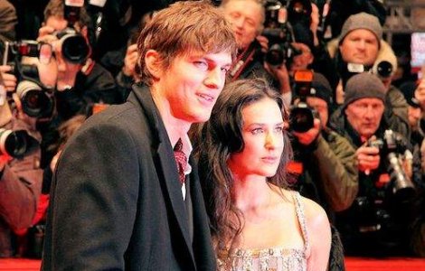 Demi Moore vrea un copil cu Ashton Kutcher
