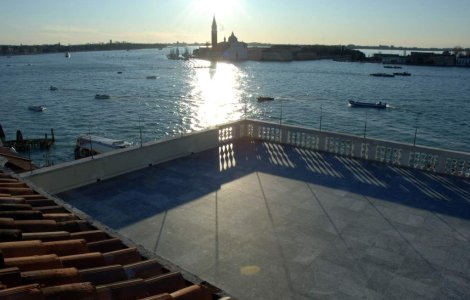 Festivalul de la Venetia debuteaza sub amenintarile producatorilor de film care vor sa il boicoteze