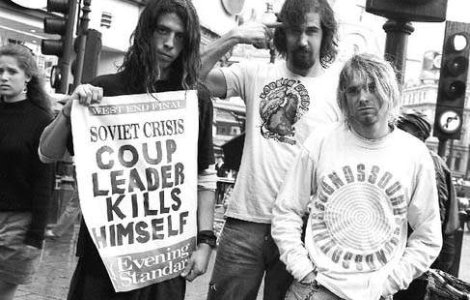 Nirvana Live At Reading pe CD/DVD/vinil