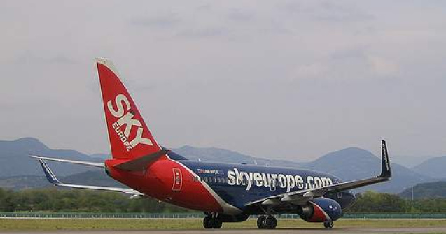 SkyEurope a ramas fara licenta de zbor