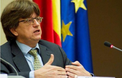 Rusanu a criticat dur FMI la inceputul discutiei din comisii, de Vrijer a cerut sa iasa presa